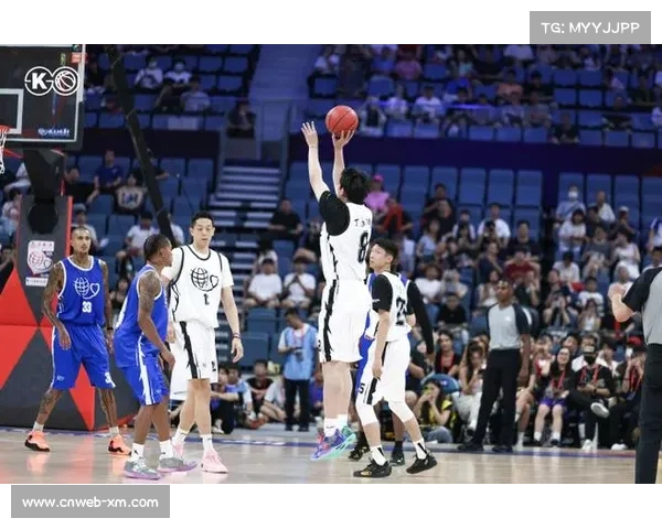 现役退役球员齐聚慈善赛 以爱之名定期上演温情对决 现役退役球员齐聚慈善赛 以爱之名定期上演温情对决